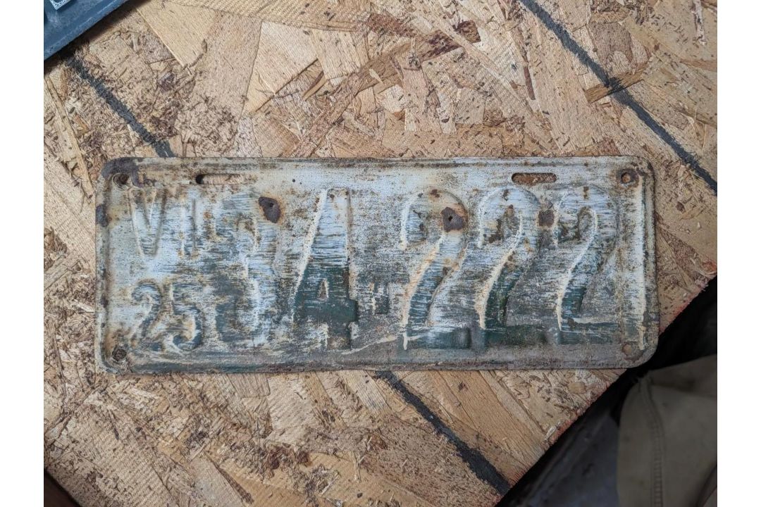 (4) Vintage VT Plates - Image 4 of 9