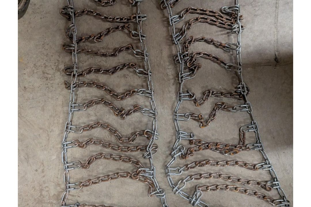 Pair of Light Duty Tire Chains - Image 4 of 5
