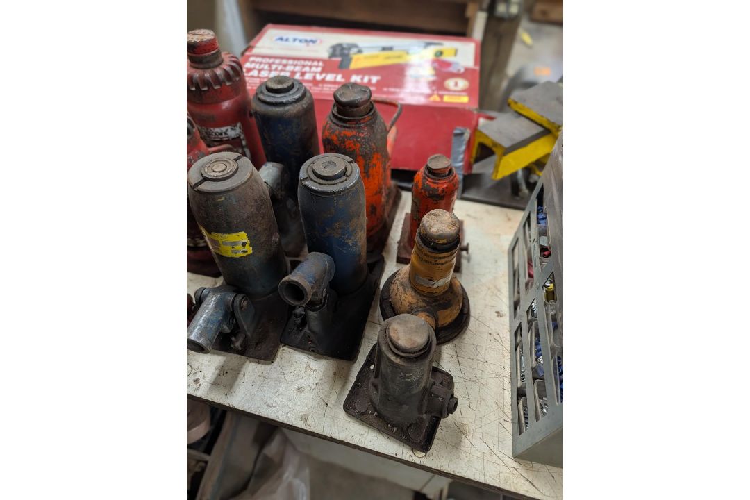(14) Hydraulic Bottle Jacks for Parts or Repair - Image 2 of 6