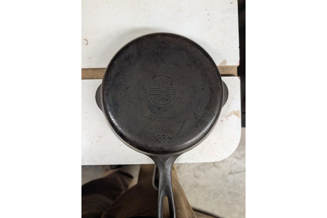 (7) Pieces of Cast Iron Cookware - Image 4 of 7