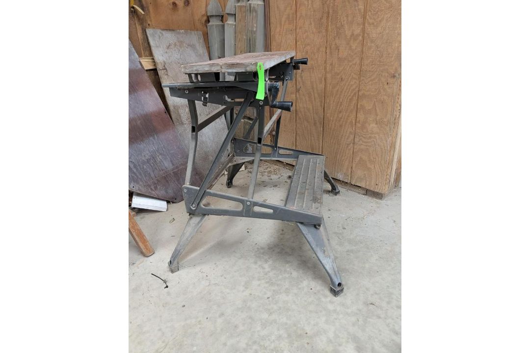 VIntage Black & Decker Workmate Work Station - Image 7 of 9