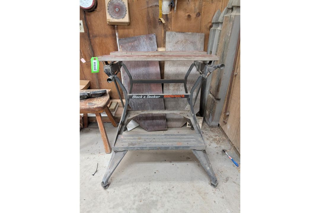VIntage Black & Decker Workmate Work Station - Image 1 of 9