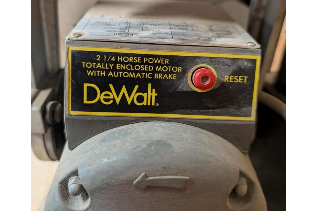 Dewalt 10" Radial Arm Saw - Image 5 of 7