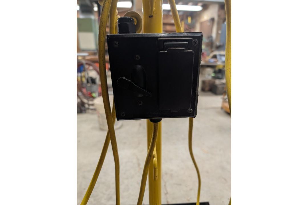 Fostoria Jobsite Light - Image 4 of 8