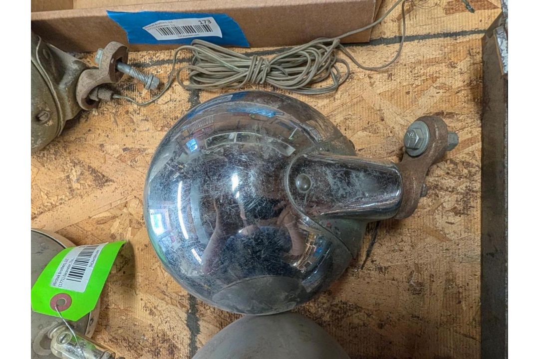 (4) Vintage Automotive Spotlights - Image 7 of 7