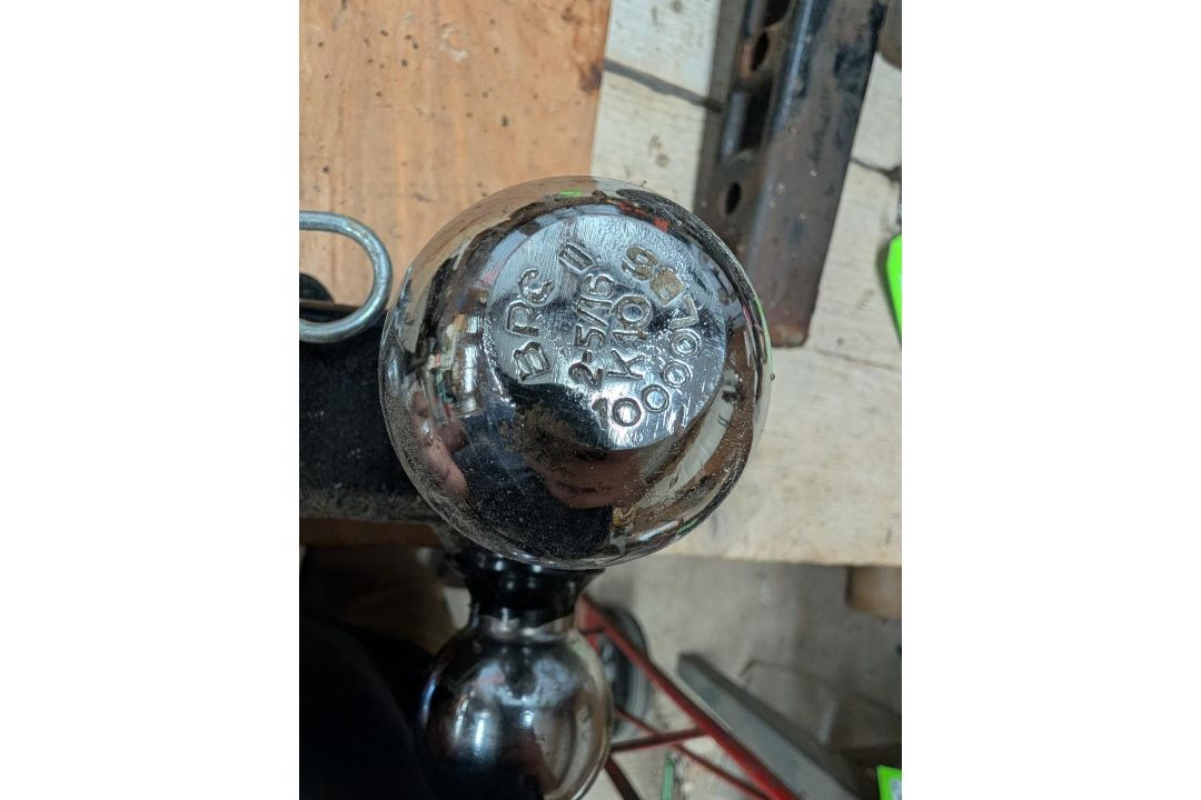 (4) Receiver Hitches - Image 8 of 23