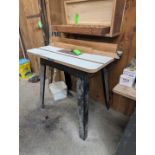 Freud 1/2 Router w/ Guide and Assorted Bits