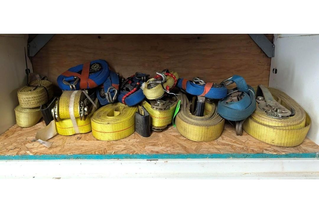 (8+/-) Assorted Size Ratchet Straps and Box of Bungee Cords - Image 1 of 8