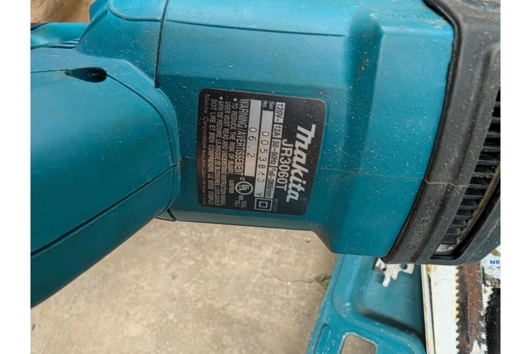 Makita Corded Reciprocating Saw - Image 5 of 6