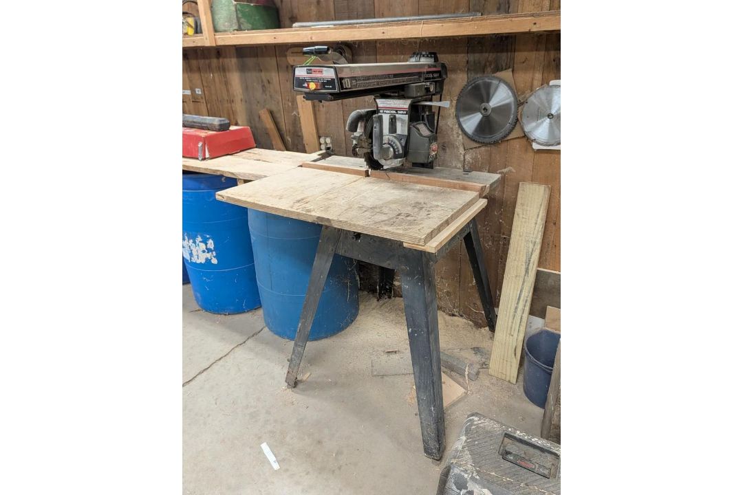 Craftsman 10" Radial Arm Saw - Image 1 of 11
