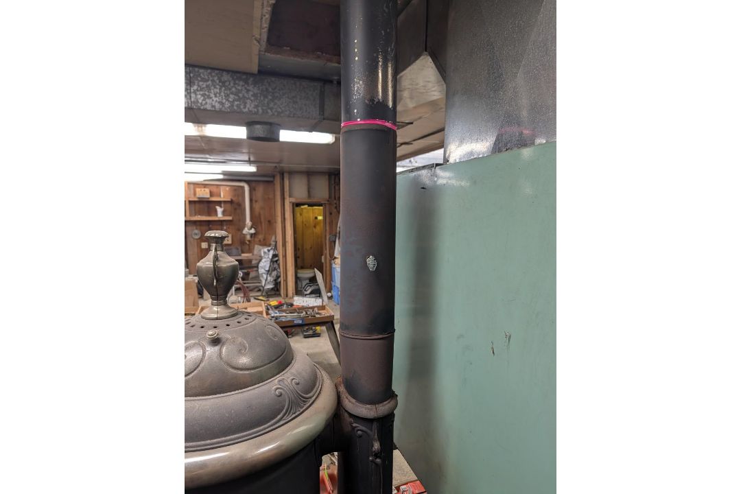 Stewart 290 Oak Vintage Wood and Coal Stove - Image 7 of 13