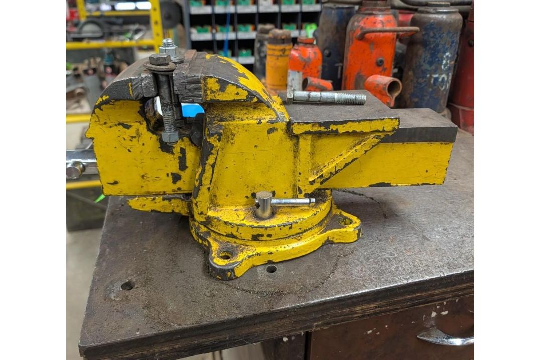 4 3/4" Swiveling Bench Vise w/ Cabinet & Contents - Image 13 of 16