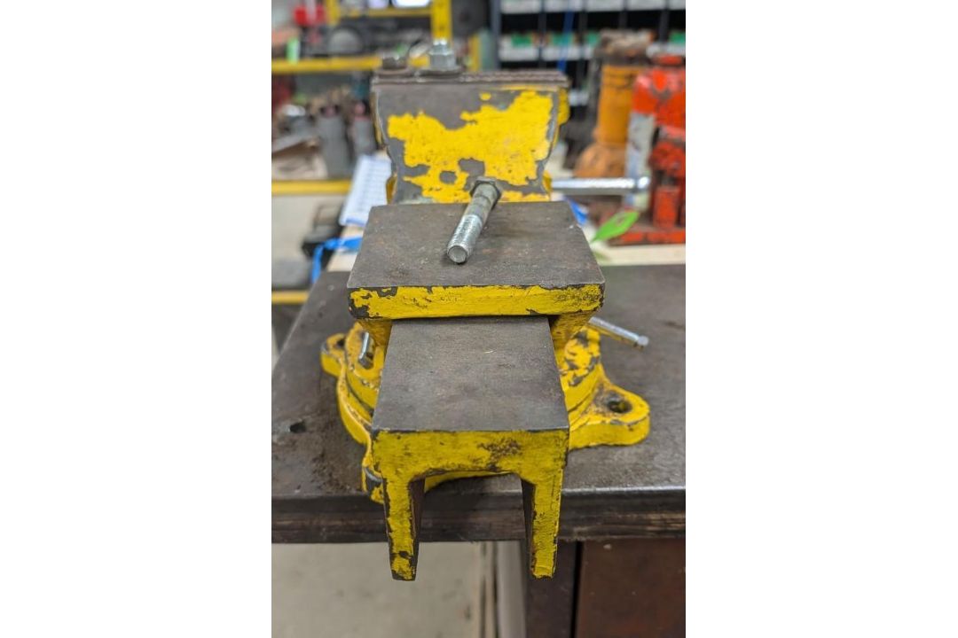 4 3/4" Swiveling Bench Vise w/ Cabinet & Contents - Image 14 of 16