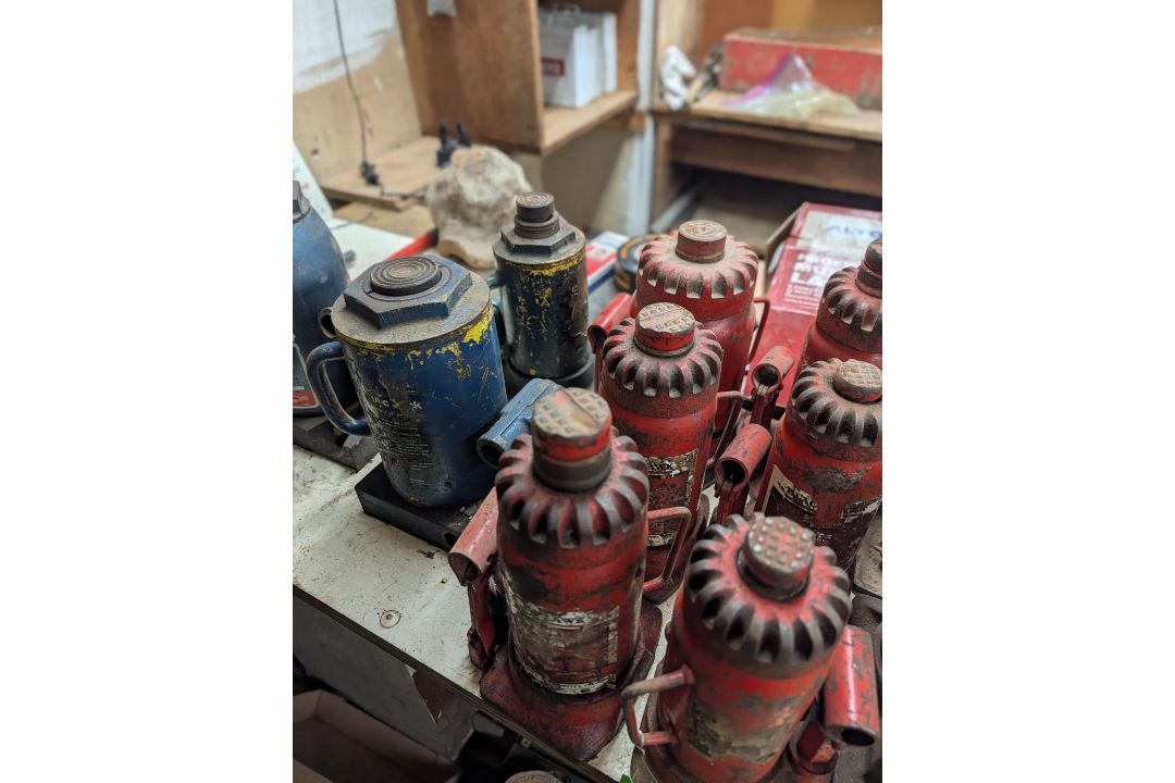 (14) Hydraulic Bottle Jacks for Parts or Repair - Image 3 of 6