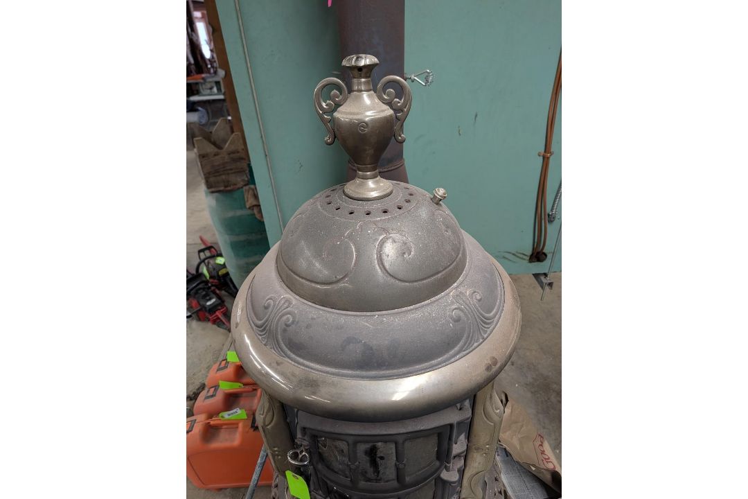 Stewart 290 Oak Vintage Wood and Coal Stove - Image 6 of 13