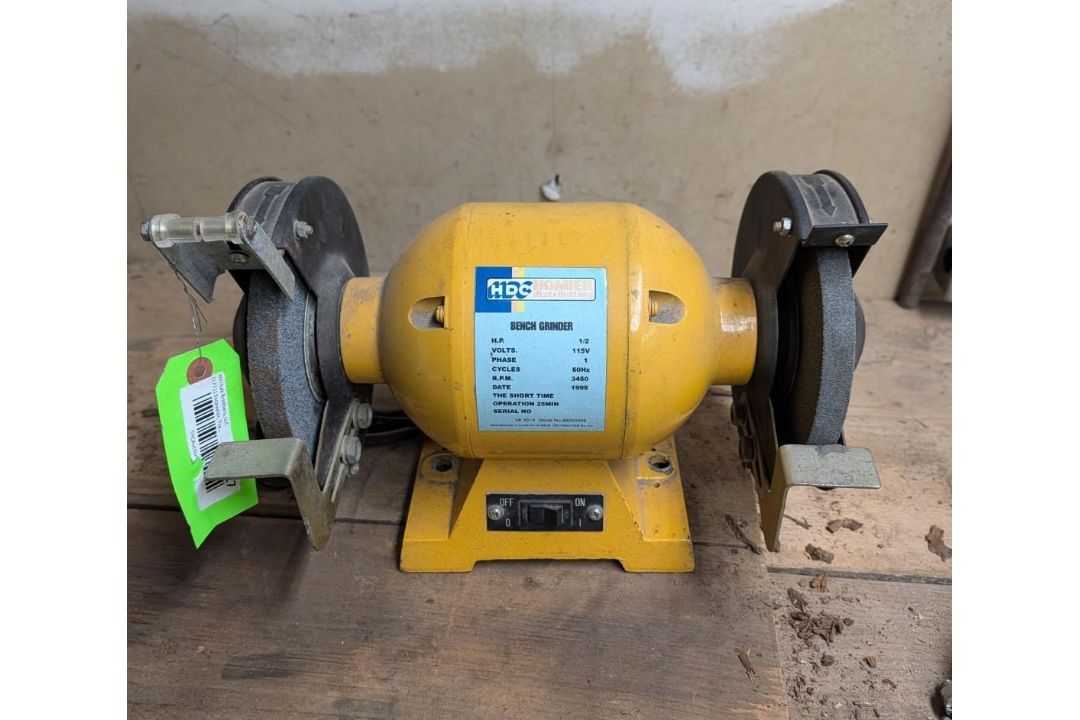 HDC 6" Bench Grinder - Image 1 of 4