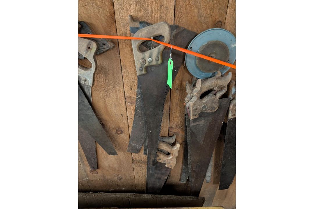 (20+/-) Vintage Carpenter's Hand Saws and Parts - Image 3 of 4