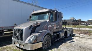 2016 Volvo Day Cab Tractor