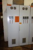 ARROW VARIABLE FREQUENCY DRIVE CABINET, (5) MITSUBISHI VFD'S, PINEAPPLE ROLL FEED TABLE