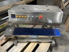 Sealer Sales HL-M810II Continuous Band Sealer - Model HL-M810II 16 m/min - Serial#1121521071479