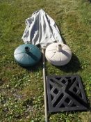 Patio Umbrella w/bases