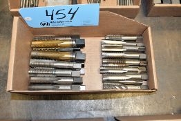 Lot - Taps in (1) Box