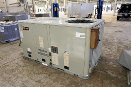 Trane Model YHC102E3RMA07NY 8.5-Ton 102,000 BTU Commercial Rooftop HVAC Unit