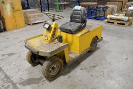 Motrec Model E-250 500-lb. Capacity Electric Personnel Carrier