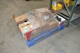 Lot - Pipe Tees, Nipples and Unions on (2) Pallets (Located in Bldg 2)