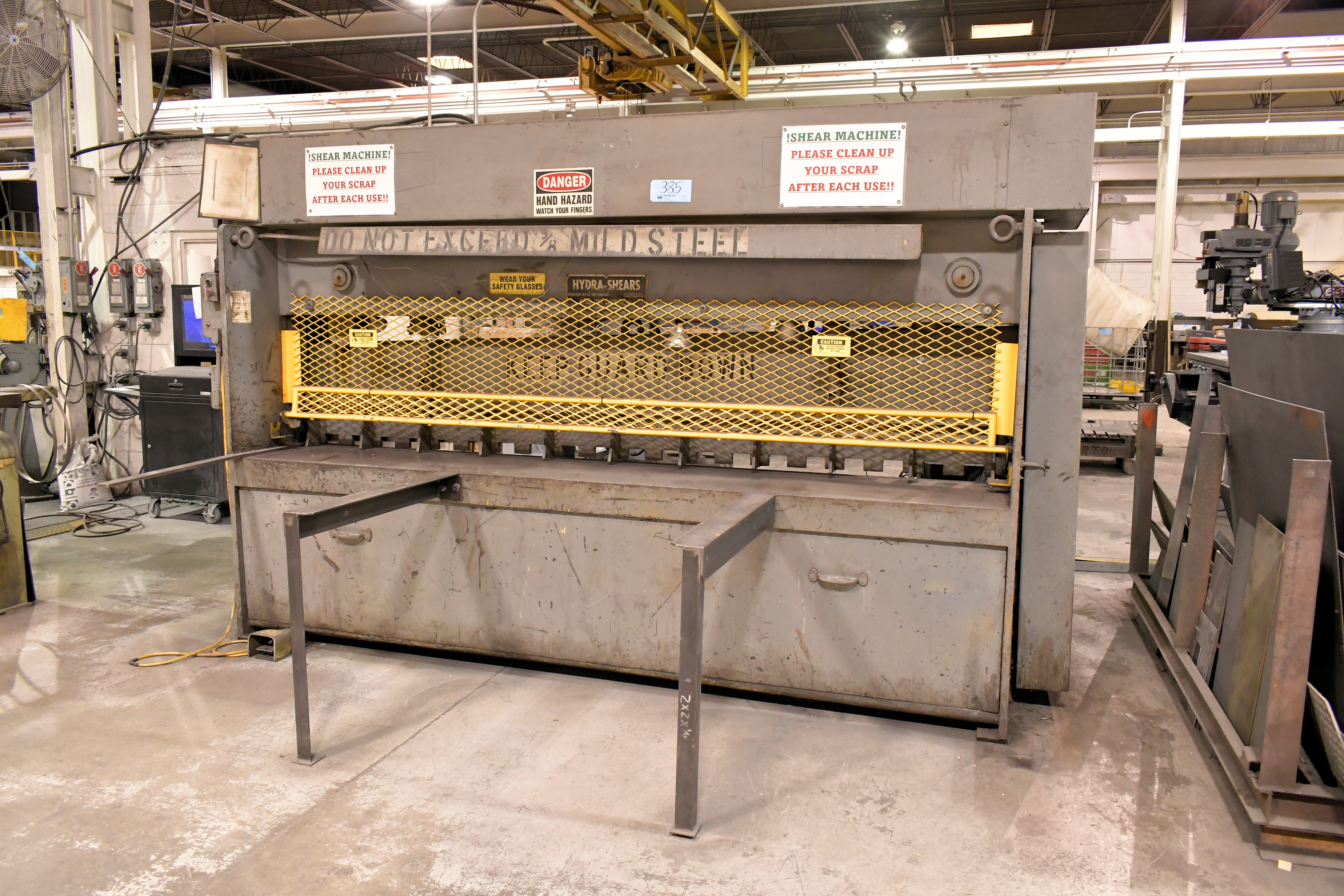 HTC Model 375E 3/8" x 10' Capacity Hydraulic Power Squaring Shear