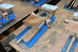 Kurt Model DX6 Crossover 6