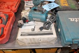 Makita Model JN3201 10 Ga. Nibbler with Case Box, 1,300 RPM, 6.2 Amp, 120 Volt