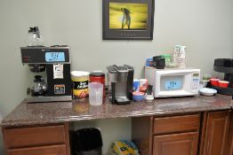 Lot - (1) Bunn Coffee Maker, (1) Hamilton Beach Toaster, (1) Keurig Coffee Maker, Etc.