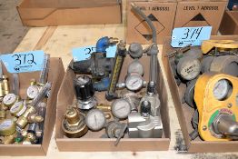 Lot - Regulators in (1) Box