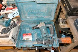 Makita Model JN3201 10 Ga. Nibbler with Case, 1,300 RPM, 6.2 Amp, 120 Volt