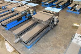 Kurt Model DX6 Crossover 6