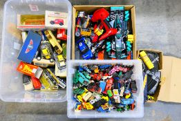 Majorette - Matchbox - Hot Wheels - Others - A predominately unboxed collection of diecast and
