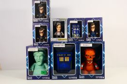 BBC Doctor Who Titans - 8 vinyl action f