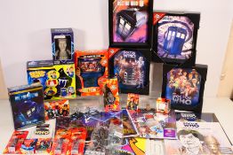 Doctor Who - a good mixed lot of Mint collectables to include four boxed framed 3D holograms,