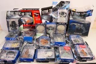 Eaglemoss - Star Trek - A fleet of 16 bo