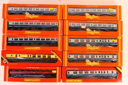 Hornby - Ten boxed OO gauge Hornby passe
