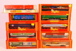 Hornby - A group of OO gauge wagons incl