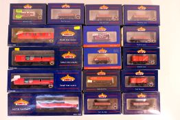 Bachmann - 16 items of boxed OO guage rolling stock comprising 12 wagons,