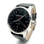 A MONTBLANC "GMT" AUTOMATIC GENTS WATCH. BLACK LEATHER STRAP. STAINLESS STEEL CASE - 43MM. BLACK