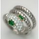 An 18K White Gold Diamond and Emerald Snake Ring. Emerald set eyes and round cut diamonds to the - Bild 2 aus 9