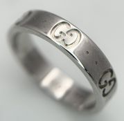 A GUCCI, GG, BAND RING. 3.7G, SIZE K. TAN 6002