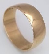 A 9K Yellow Gold Band Ring. 7mm width. 3g.