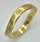 A 9K Yellow Gold Band Wave Ring. 4mm width. Size R. 2.4g.