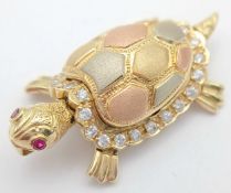 Fabulous 14 CARAT , Jewelled ‘THREE COLOUR GOLD’ TURTLE PENDANT. 8.9 Grams. Approx 3.5 cm.