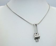 A Stylish 925 Sterling Silver Geometric Drop Pendant Necklace - 44cm Length. Features an openwork